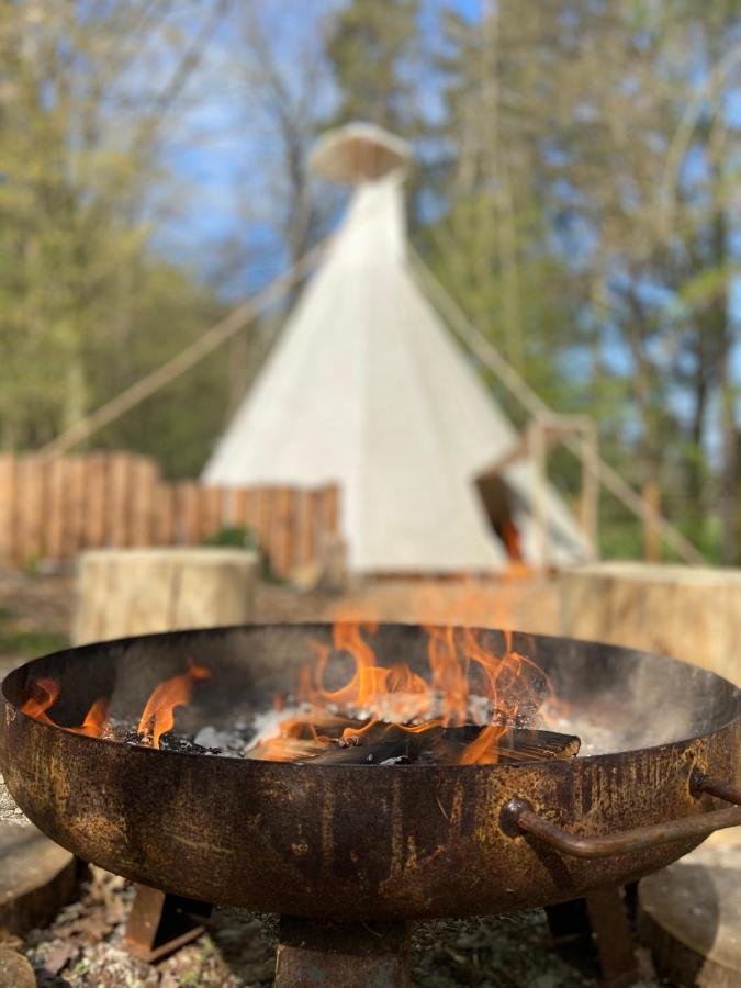 Glamping Nad Meandry Unhost Exterior foto